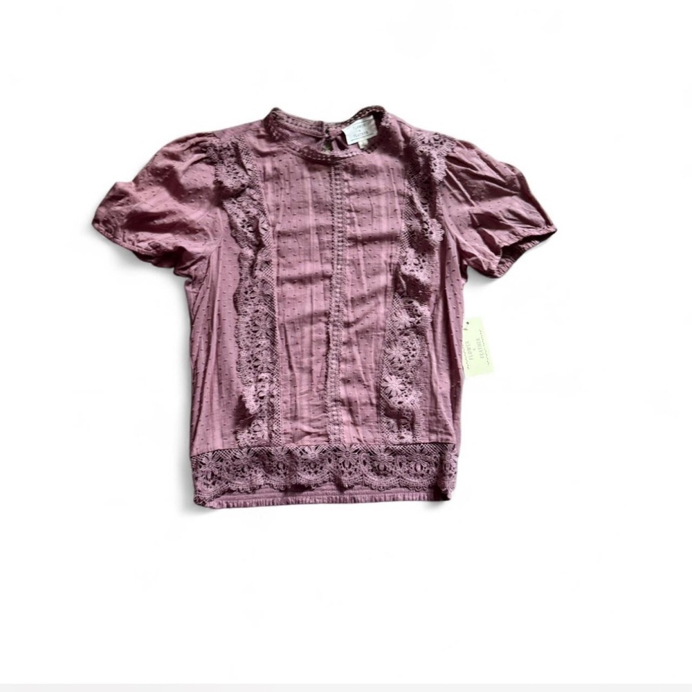 Chic Lace Trim Mauve Blouse